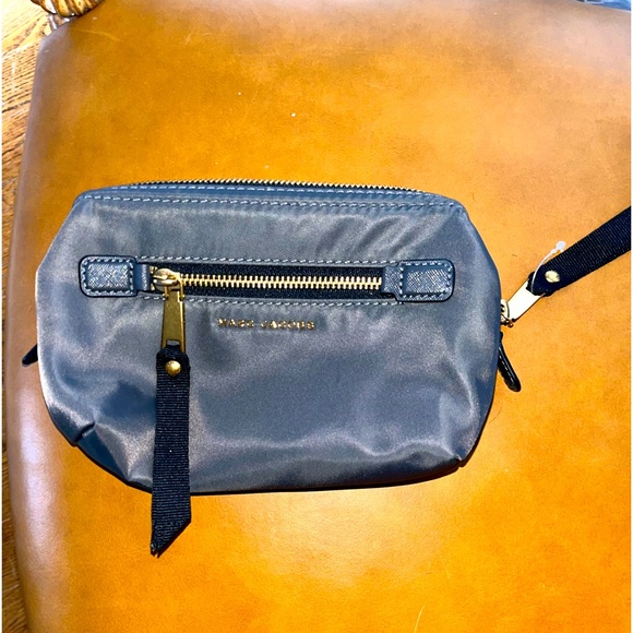 Marc By Marc Jacobs Handbags - Marc Jacobs grey nylon pouch/ used 2-3 times, amazing condition/ Authentic final